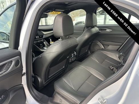 Used 2025 Alfa Romeo Giulia AWD w/ Driving Assist Package image 8