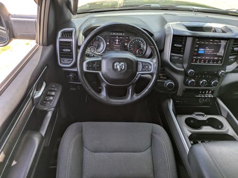 Used 2019 RAM 1500 Big Horn RWD image 14