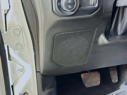 Used 2023 Jeep Gladiator Overland AWD/4WD image 37