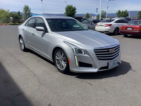 Used 2017 Cadillac CTS Luxury RWD image 8