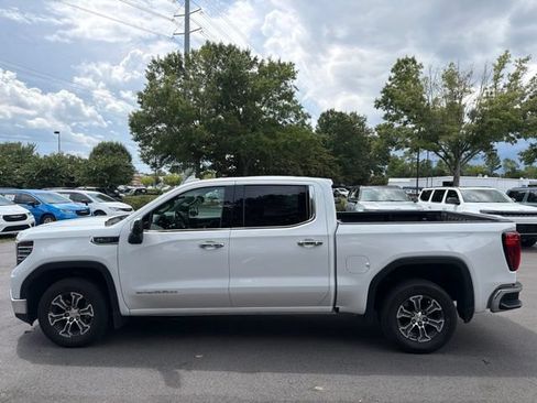 Used 2025 GMC Sierra 1500 SLT RWD image 7