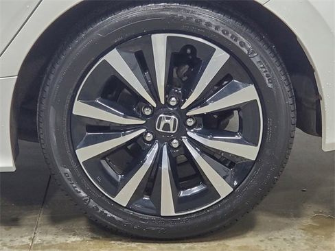 Certified 2023 Honda Civic EX image 9