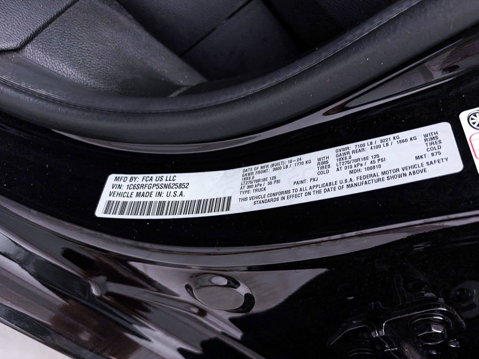 Used 2025 RAM 1500 Warlock AWD/4WD image 41