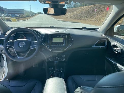 Used 2021 Jeep Cherokee Limited w/ Elite Package image 23