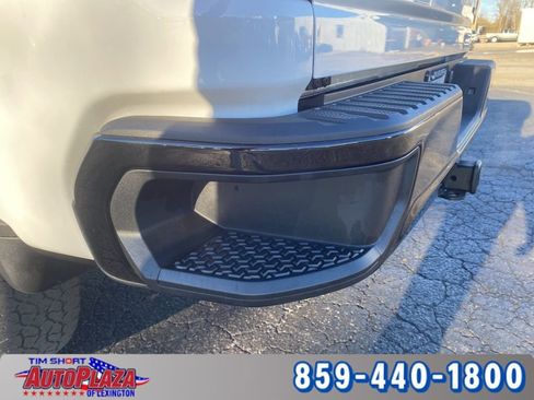 Used 2022 Chevrolet Silverado 2500 Custom w/ Custom Value Package image 22