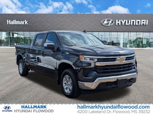 Used 2023 Chevrolet Silverado 1500 LT w/ Protection Package image 1