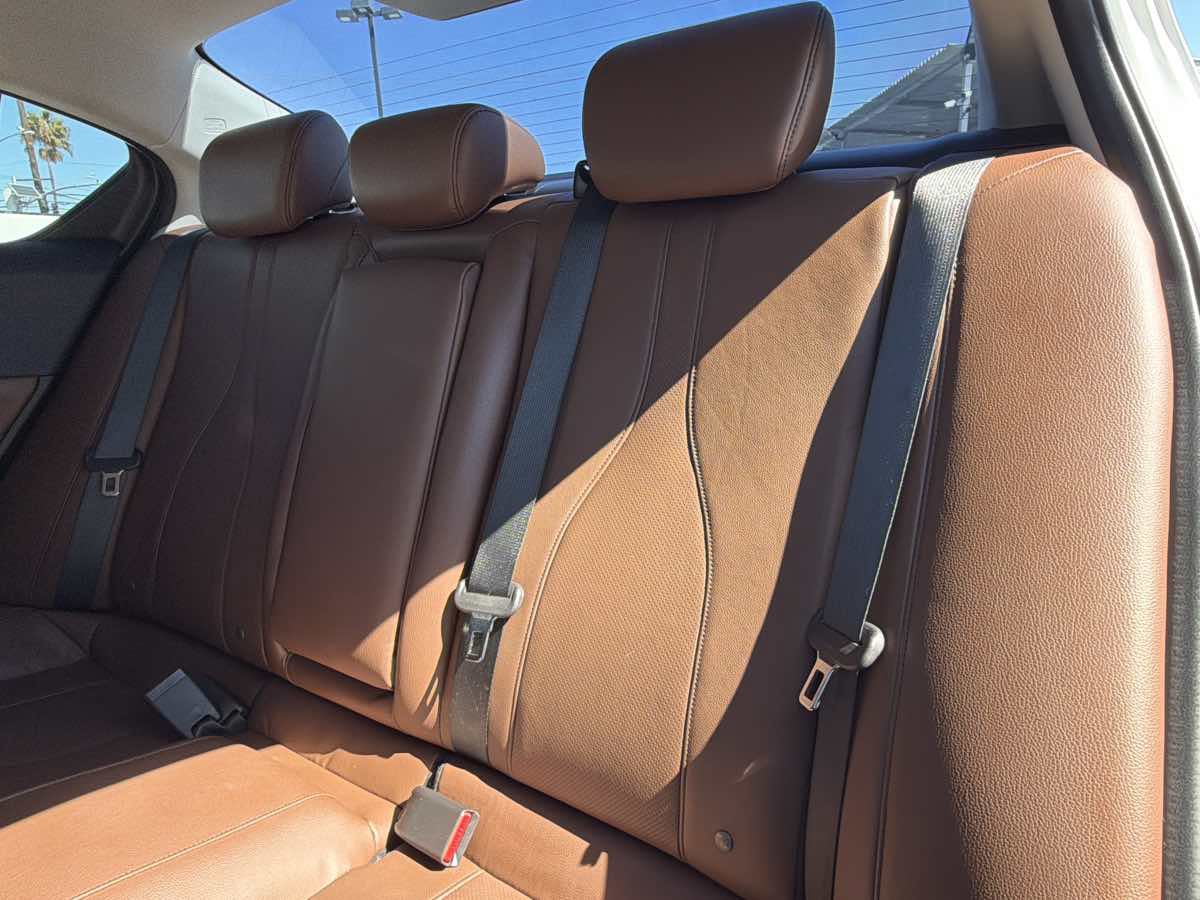 Used 2019 Acura ILX w/ Technology Package FWD image 13