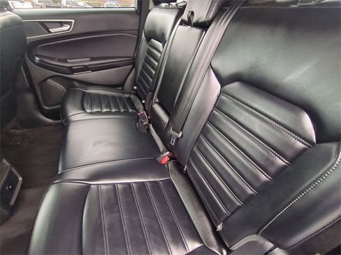Used 2024 Ford Edge SEL image 29