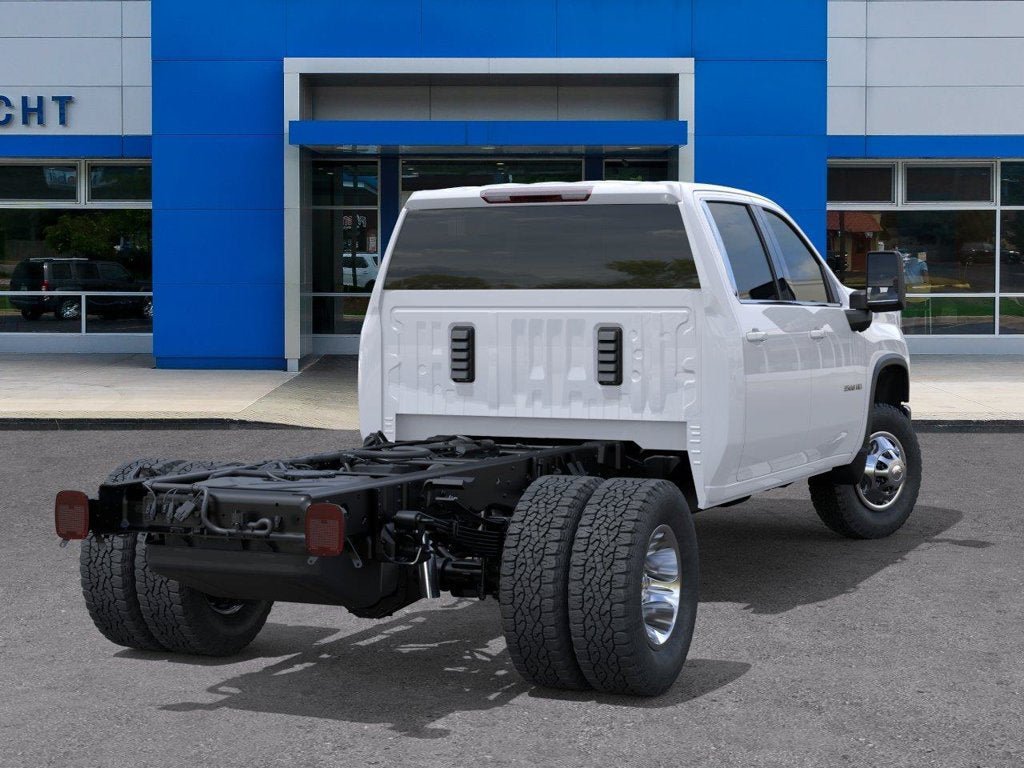 New 2026 Chevrolet Silverado 3500 LT w/ Convenience Package AWD/4WD image 4