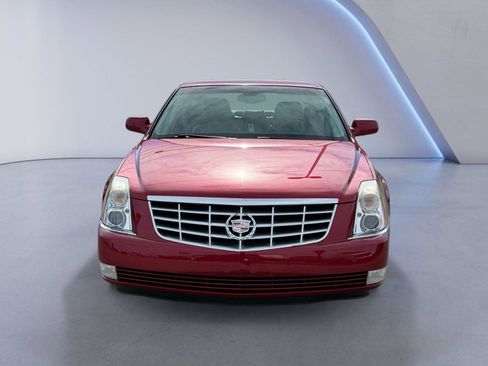 Used 2009 Cadillac DTS w/ Trunk Convenience Package image 8