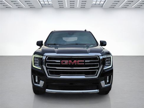 Used 2024 GMC Yukon SLT image 3