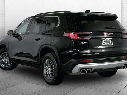 Used 2025 GMC Acadia Elevation AWD/4WD image 11