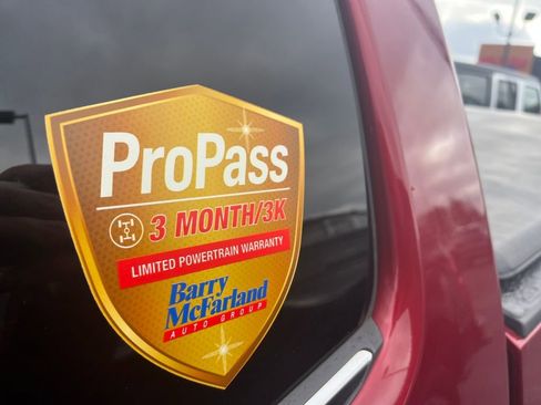 Used 2017 GMC Canyon SLE w/ SLE Convenience Package image 32