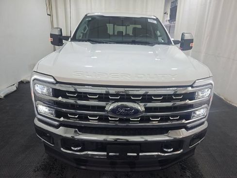 Used 2024 Ford F250 Lariat w/ Lariat Ultimate Package AWD/4WD image 2