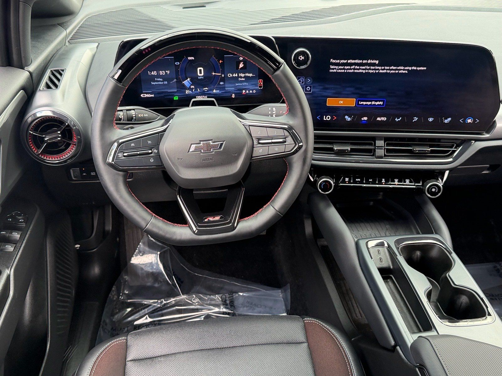 Used 2024 Chevrolet Equinox EV RS FWD image 13