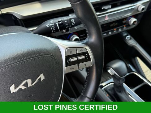 Used 2025 Kia Telluride S FWD image 13