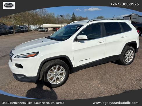 Used 2014 Jeep Cherokee Latitude w/ Cold Weather Group image 2