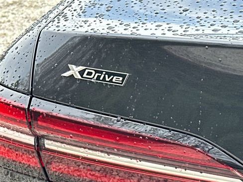 Used 2026 BMW 530i xDrive AWD/4WD image 13