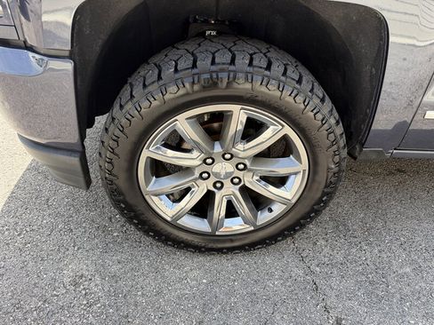 Used 2018 Chevrolet Silverado 1500 LTZ Z71 w/ Centennial Edition AWD/4WD image 13