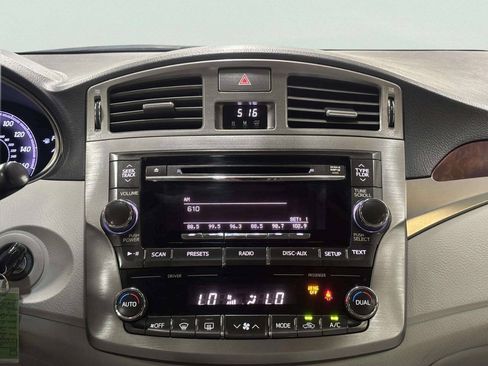 Used 2011 Toyota Avalon FWD image 24