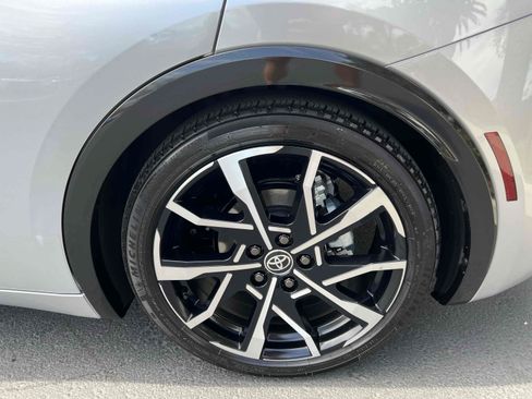 Used 2023 Toyota Prius Prime Premium FWD image 51