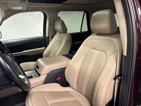 Used 2024 Ford Expedition Max Limited RWD image 24