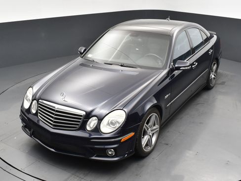 Used 2008 Mercedes-Benz E 63 AMG Sedan image 22