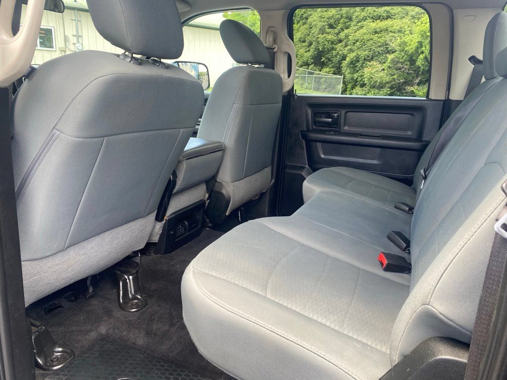 Used 2018 RAM 2500 Tradesman w/ Chrome Appearance Group AWD/4WD image 23