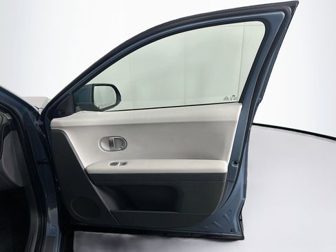 Used 2024 Hyundai Ioniq 5 SEL image 32