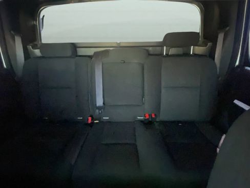 Used 2013 Chevrolet Avalanche LS AWD/4WD image 18