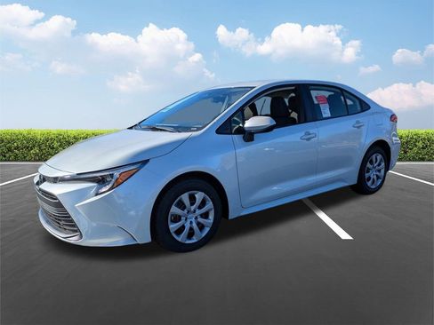 New 2026 Toyota Corolla LE image 8