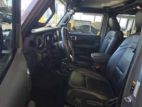 Used 2021 Jeep Wrangler Unlimited Sahara w/ Cold Weather Group image 7