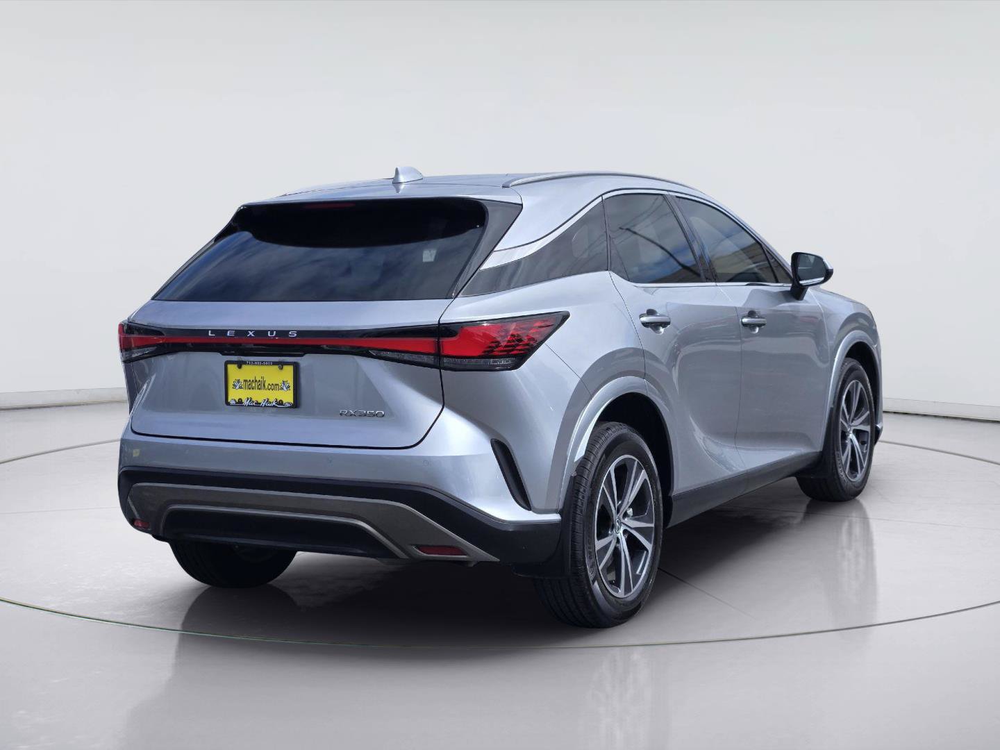 Used 2023 Lexus RX 350 Premium w/ Cold Area Package FWD image 5