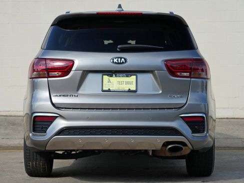 Used 2019 Kia Sorento SX w/ SX Touring Package AWD/4WD image 10