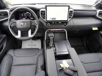 Used 2025 Toyota Tundra Platinum video 2