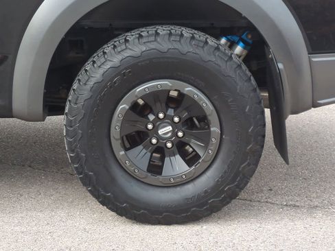 Used 2018 Ford F150 Raptor w/ Equipment Group 802A Luxury image 14