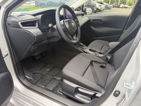 Certified 2025 Toyota Corolla LE FWD image 11