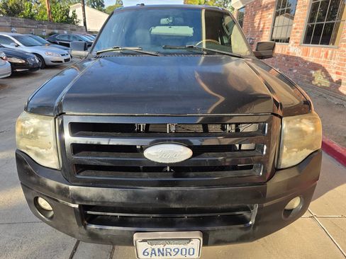 Used 2007 Ford Expedition EL Limited image 2