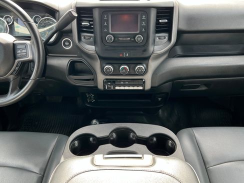 Used 2022 RAM 2500 Tradesman w/ Chrome Appearance Group image 13