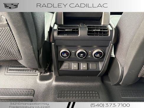 Used 2023 Land Rover Defender 130 X AWD/4WD image 12