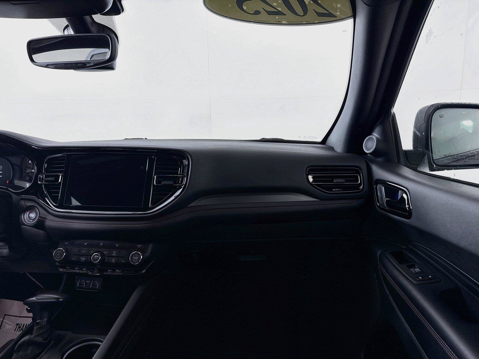 Used 2025 Dodge Durango GT AWD/4WD image 25
