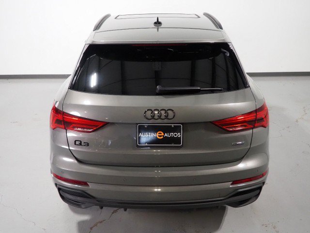 Used 2023 Audi Q3 quattro 2.0T Premium w/ Black Optic Sport Package AWD/4WD image 7