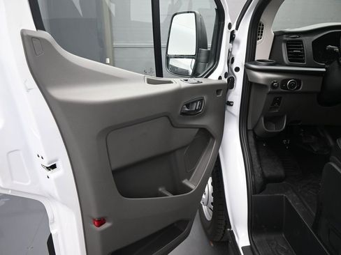 New 2025 Ford Transit 250 Low Roof AWD image 9