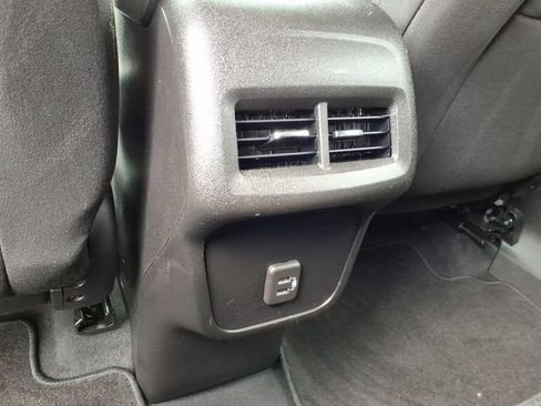 Used 2022 Chevrolet Equinox LT FWD image 10