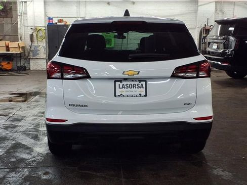 Certified 2022 Chevrolet Equinox LS w/ LS Convenience Package AWD/4WD image 5