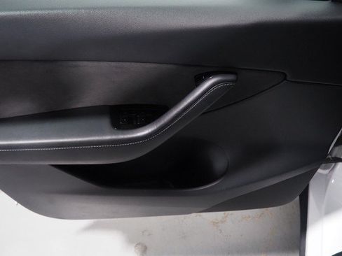 Used 2020 Tesla Model Y Long Range AWD/4WD image 54