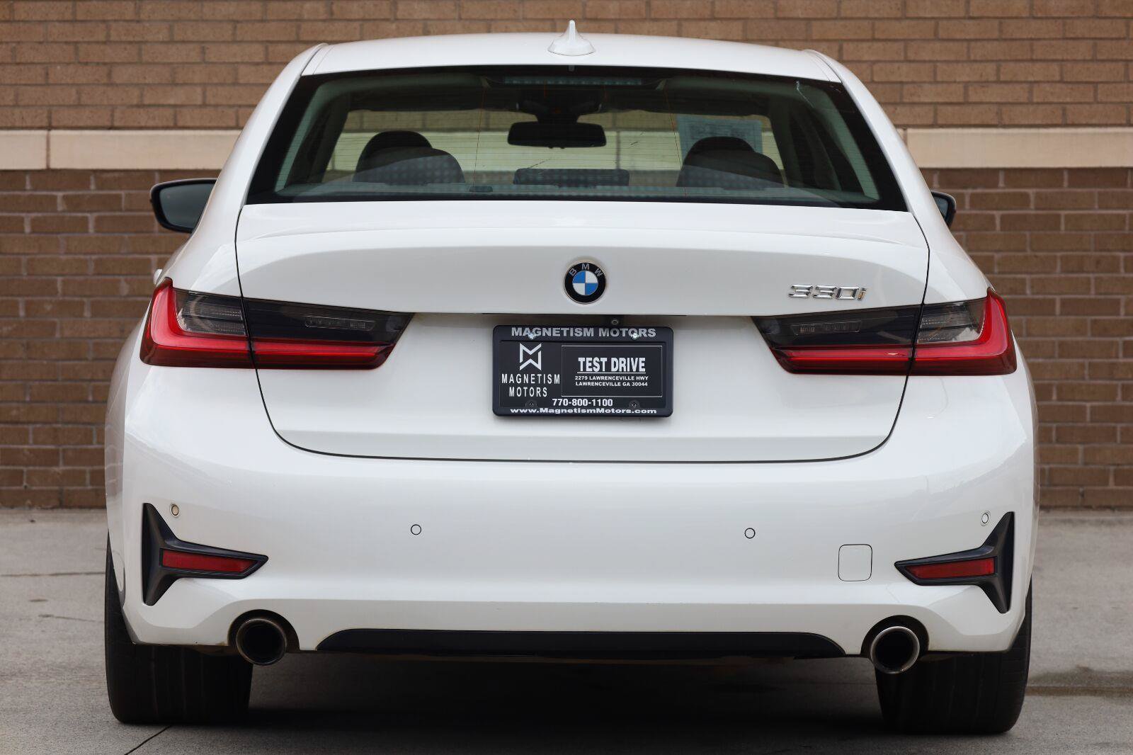 Used 2019 BMW 330i Sedan RWD image 10