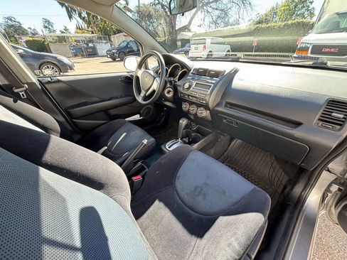Used 2007 Honda Fit image 24
