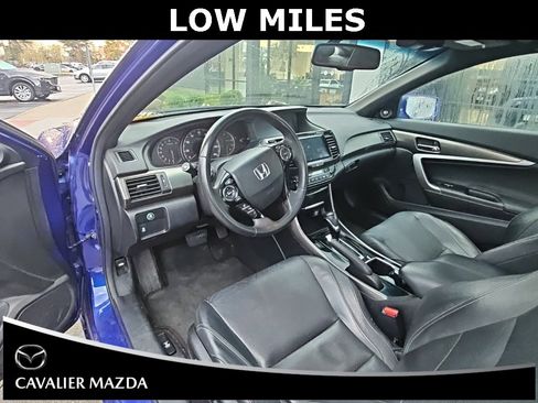 Used 2017 Honda Accord EX-L image 11