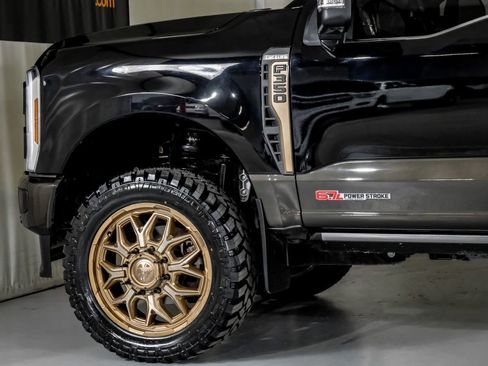 Used 2025 Ford F350 King Ranch image 12